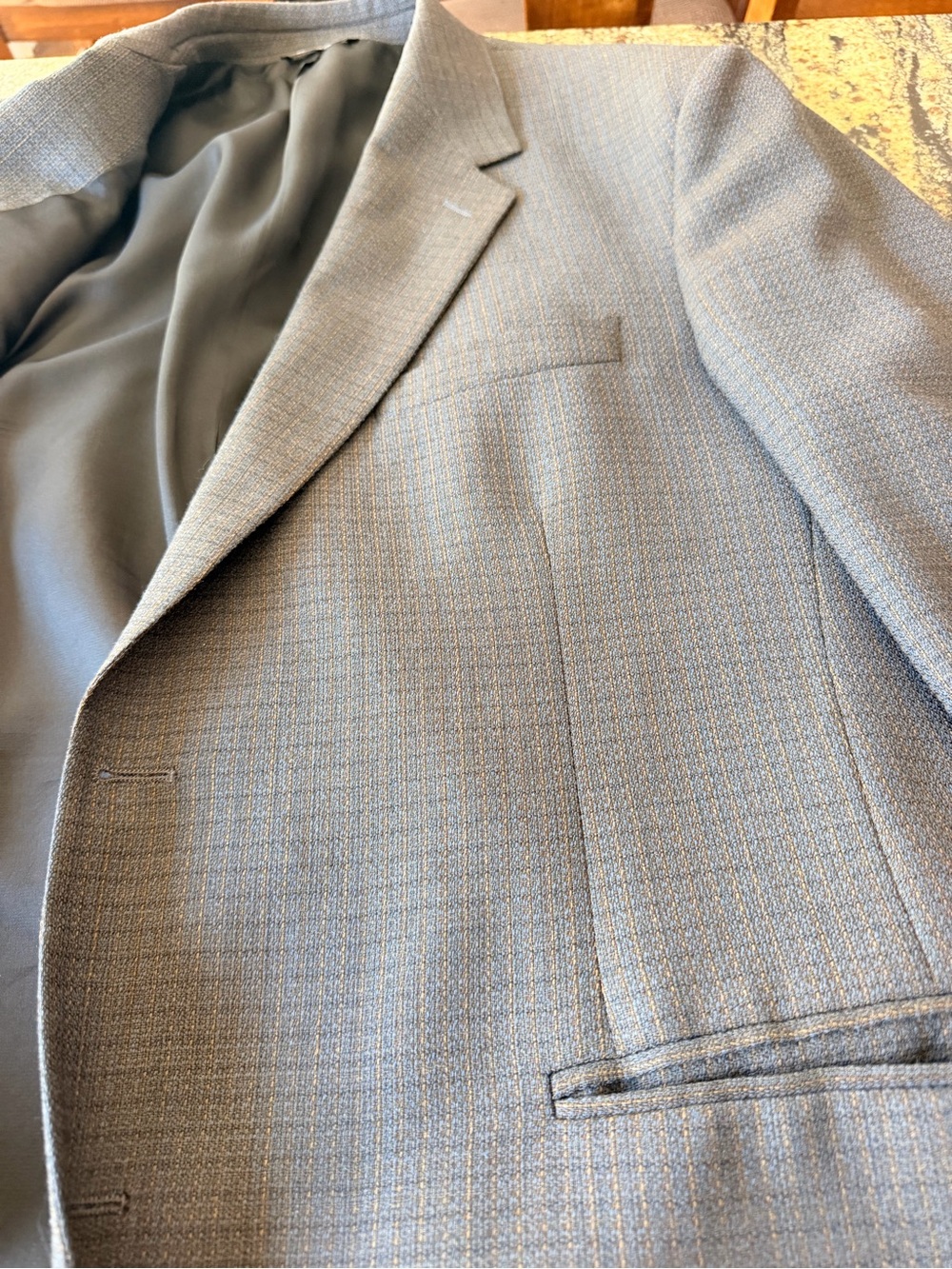 Riserva Men's Gray Textured Sport Coat - Classic Tailored Blazer